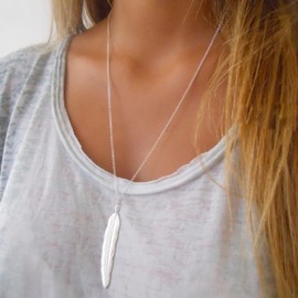 Aneneiceera Boho Silver Feather Necklace Long Silver Y Drop Necklace Vintage Leaf Pendant Necklace Jewellery for Women and Girls Gifts