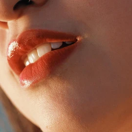 Pretty Moisturising Lip Balm - Coconut