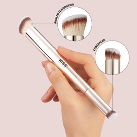 KISS NEW YORK Professional Dual Ended Complexion Brush for Blending and Even Application, Angled Sculpting Applicator for Concealer, Foundation, Setting Powder