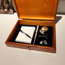 WE Games Wooden Keepsake Stash Box, Decorative Memory or letter Box, Board Game Storage with Brass Fixtures, Storage for Photos, Stationary, Jewelry, Quality Heirloom Felt-Lined Box (Natural)