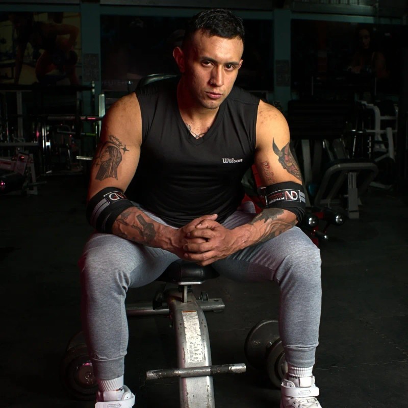 Par Coderas Venda Elastica Codo Gym Crossfit Pesas Lesiones