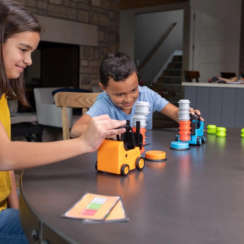 Fat Brain Toys FA347-1 Action Game, Load and Carry GO!