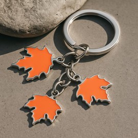 Maple Leaf Keychain with Three Vibrant Orange-Red Maple Leaf Charms, Autumn-Inspired Accessory for Bag Charms Cute Keychains Gifts for Women Girls