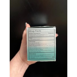 No7 Future Renew Damage Reversal Day Cream SPF25 1.69 oz 01/26