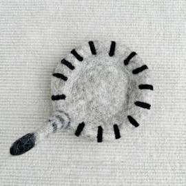 3D Cat Tail Wool Felt Coasters, Funny and Cute Felted Coasters for Coffee Table, Handmade Creative Coasters for Cat Lover Home Office Table Decoration (Grey)
