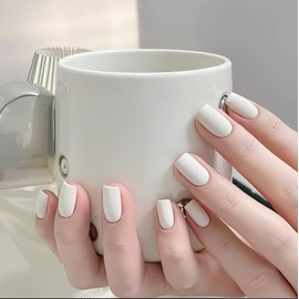 Nail Tips, Short, Set of 24, False Nails, White, Plain, Solid Color, Short, False Nails, Popular Nails, Japanese Style, Cute, Double-Sided Tape, Stylish, Simple, Coming-of-Age Ceremonies, Weddings, School Entrance Ceremonies, Graduation Ceremonies