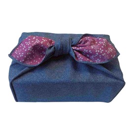 SAWABIYA Furoshiki Furoshiki Furoshiki Reversible Shark Small Pattern Cherry Blossom Crepe Double-sided Dyed Four Sides Sewing, 27.6 inches (70 cm), Lunch Box Wrap, Gift Wrap, Bottle Wrap, Kimono