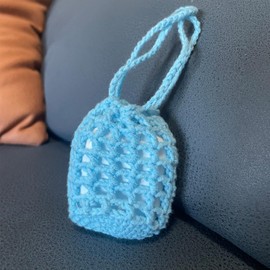 Handmade Portable Headphone Carrying Bag, Crochet Earbuds Storage Bag Handmade Knitted Protective Case with Airpod Pro Bag Airpod3 Storage and Decoration (Mini Bucket Bag)