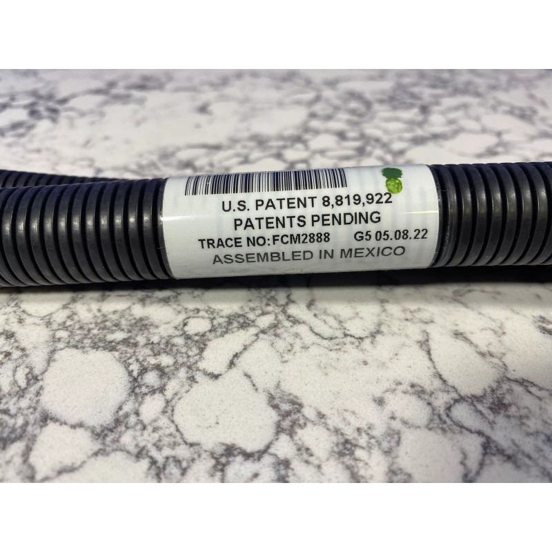 Parker Electrically Heated SCR Hose for DEF Transfer SCRP2056DDF023