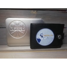 Klassek Shotgun Man in Circle Shooting Clay Pigeon Shot Gun Mens Wallet Real Black Leather RFID Blocking with Coin Pocket and Metal Gift Box