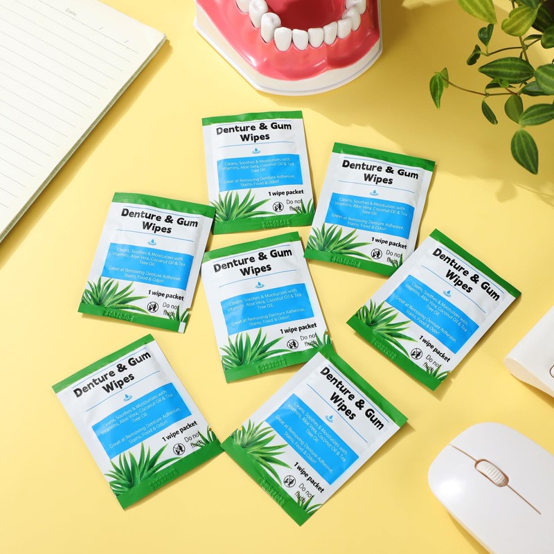 Timgle 200 Pcs Denture Cleaning Wipes Refreshes Gums Deep Cleaning