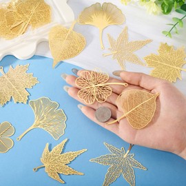 FASHEWELRY - Colgante de latón con filigrana dorada de 18 quilates chapado en oro de hojas, mariposas, libélula, colgante de metal fino de oro grabado para collares, aretes, álbumes de recortes