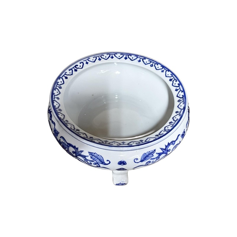 Generic 9.5"" Diameter Oriental Lotus & Vine Design Blue &