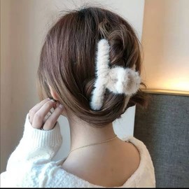 Autumn/Winter New Plush Large Claw Clip - Internet Celebrity Hairpin (95) Free Size/Light Green Fur 20ea