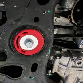 Kyostar Engineering Dog Bone Engine Mount Kit,Red Engine Mount Insert Fit for VW Golf GTI Rabbit MK5 2.0TSI