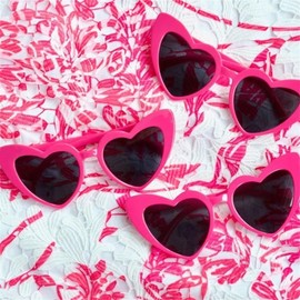 GIFIORE Heart Sunglasses Vintage Retro Cute Heart Shaped Cat Eye Sun Glasses Hot Pink Frame