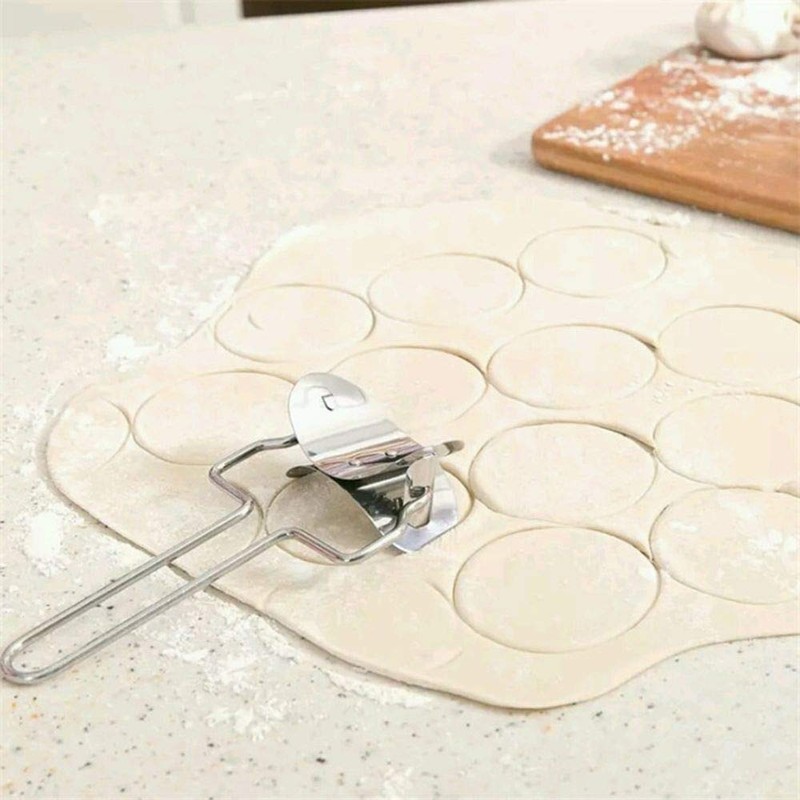 EORTA 2 Pieces Stainless Steel Pastry Rolling Cutter Circle Dough
