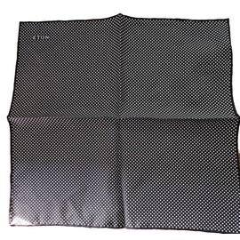 Etón NWT ETON Silk Pocket Square Black/White Polka Dot One Size Made in Italy