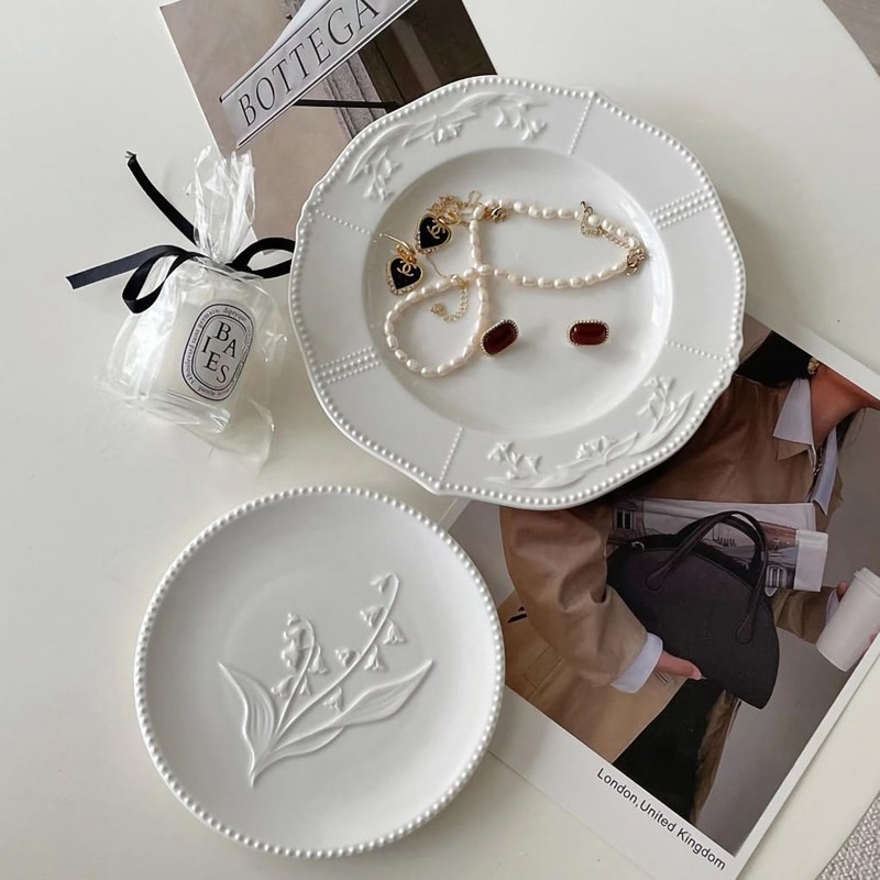 WAIT FLY Lily of the Valley Embossed Flower Ceramic Dinner