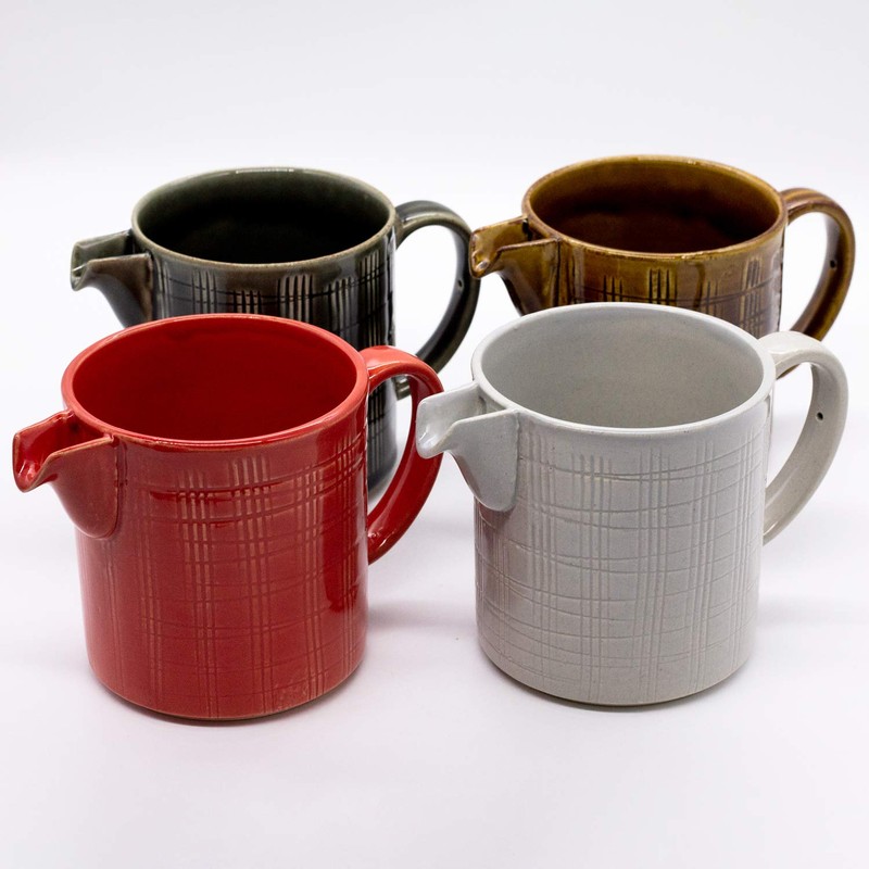 Imari Pottery 02104410 Hasami Ware Chojuro Kiln Coffee Server, Lattice