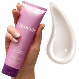 Glowxie Reviving Foot Cream with Salicylic Acid For Dry Cracked Heels and Dead Skin - 150ml - Moisturises, Softens, Exfoliates and Smooths Skin - Protects the Natural Skin Barrier - Rich, Non-Greasy