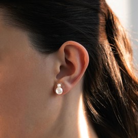 Mosflor Pearl Earrings for Women, 14K Gold Plated Cubic Zirconia Studs Earrings Hypoallergenic Womens Cute CZ Studs Pearl Drop White Earring Waterproof Simple Gold Jewelry for Ladies Daily Wear