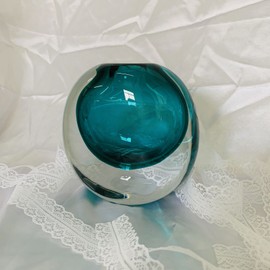 Scizorito Crystal Vase, Modern Decorative Vase, Minimalist Floral Vase, Light Luxury Style for Home Decor, Centerpiece, Office, Pampas Grass, Dried Flowers, Flowers and Buds (Blue)