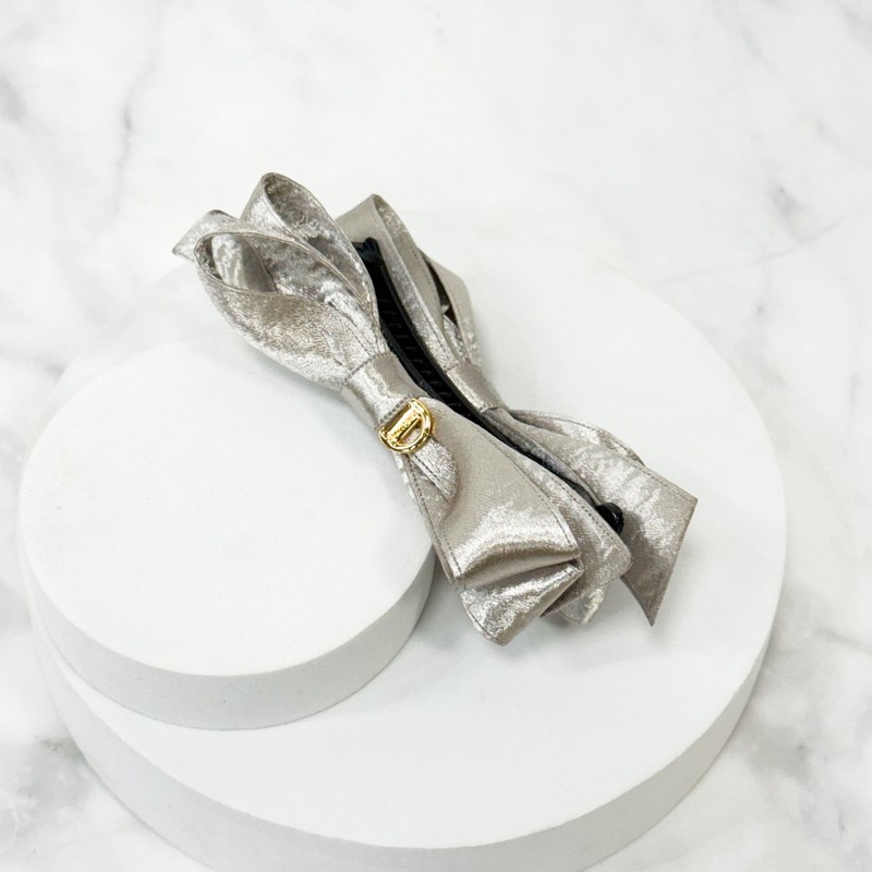 Burnaby Silver Lovely Ribbon Banana Pin / 버나비 실버 러블리