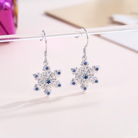 Midir&Etain Snowflake Earrings 925 Sterling Silver Snowflake Dangle Drop Earrings Winter Christmas Gifts Snowflake Jewelry for Women Christmas Stocking Stuffers