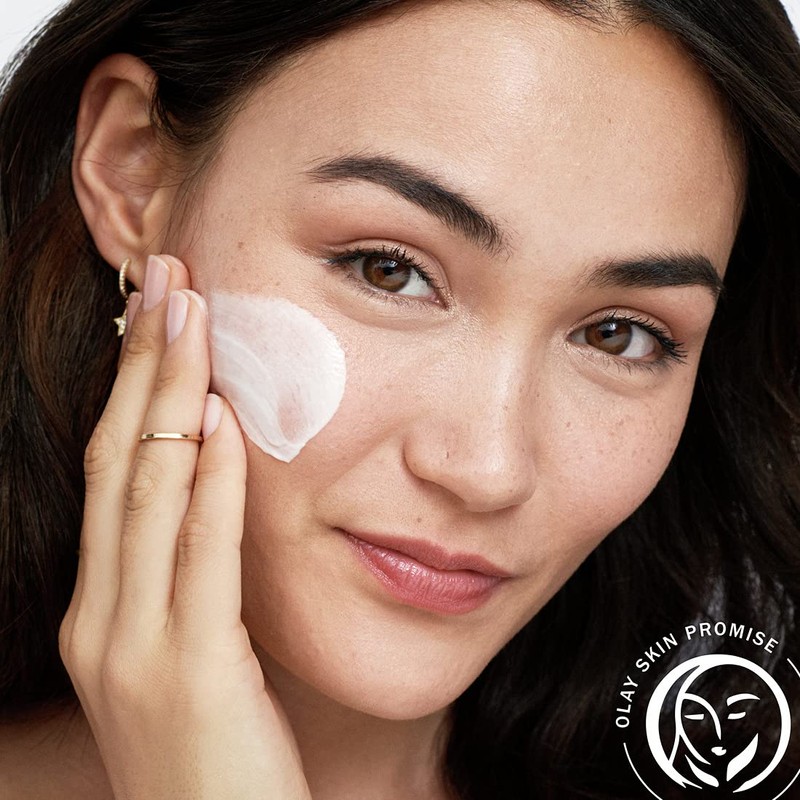 Olay Regenerist Day Face Cream 50ml + Daily Facials 5-in1
