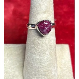 Natural Creations Sterling silver ring size 8 Ruby Raw