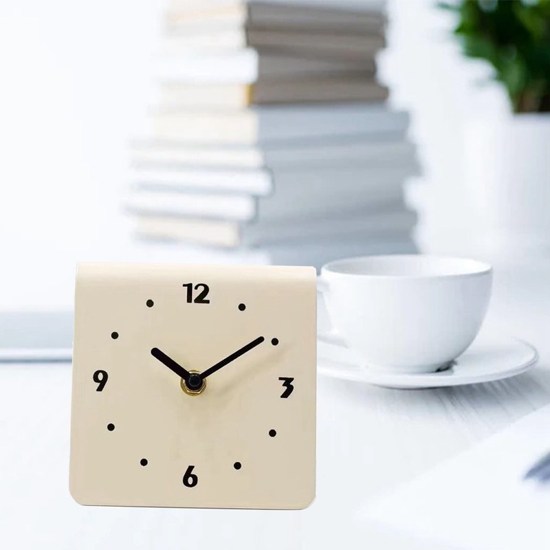 Desktop Clock Simple Modern Quiet Movement Metal Desk Clock Ornament