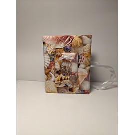 Sea Shell Photo Album - Holds 100 4x6 Photos - Prefect for those Vacation Photos - Handmade