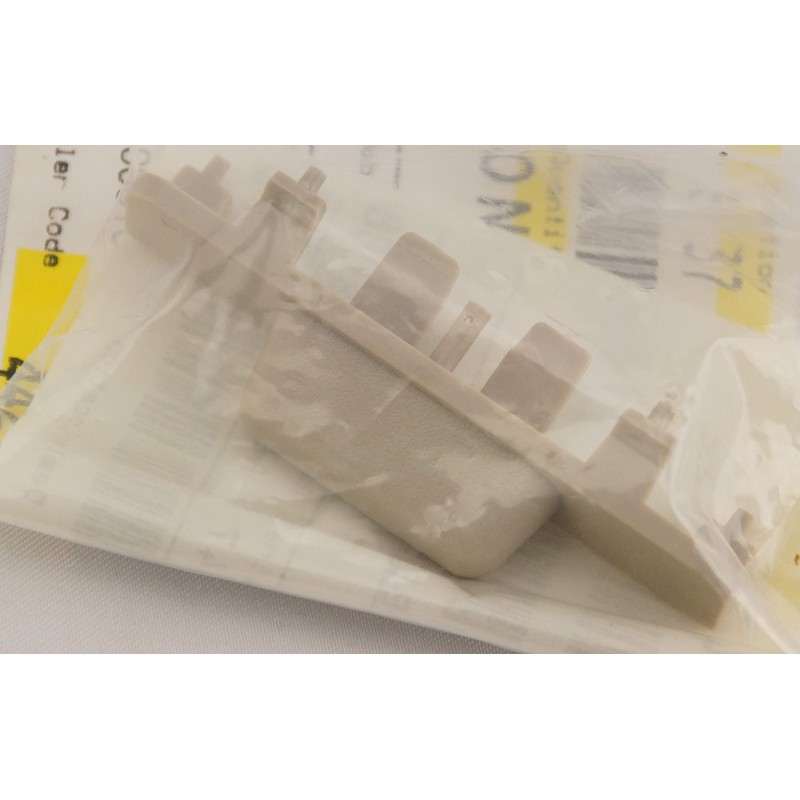 Genuine Mitsubishi Interior Dome Room Light Switch KNOB Endeavor 2006