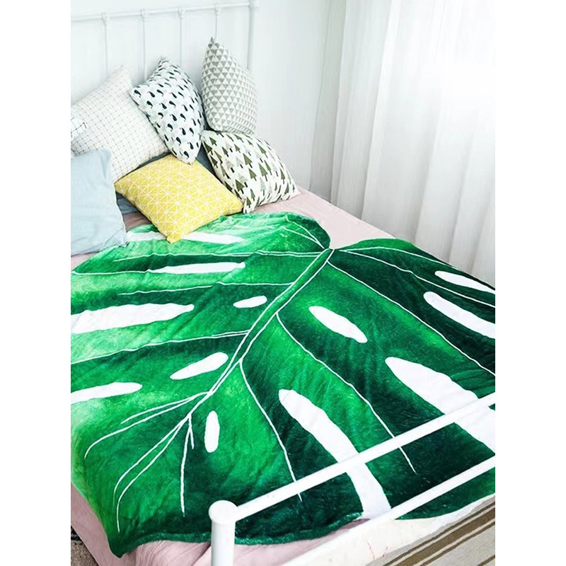 Leaf Flannel Blanket Multi Functional Leaf Shape Blanket for Picnic