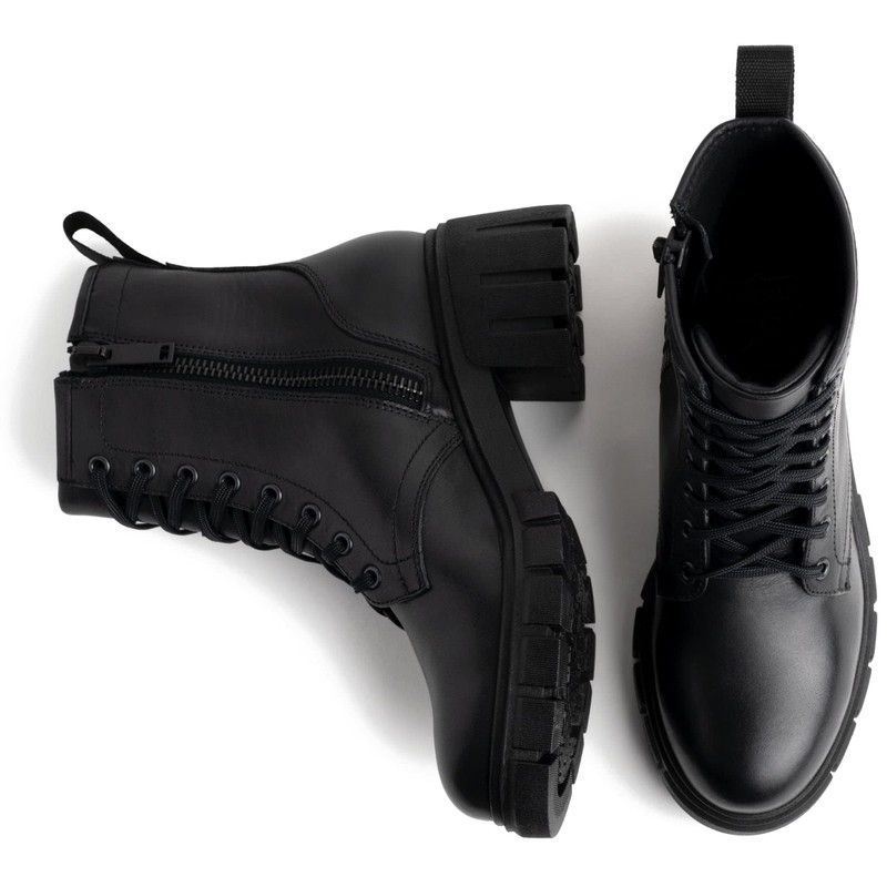 Thursday Boot Company Women's Coda Boot, Black, 7.5