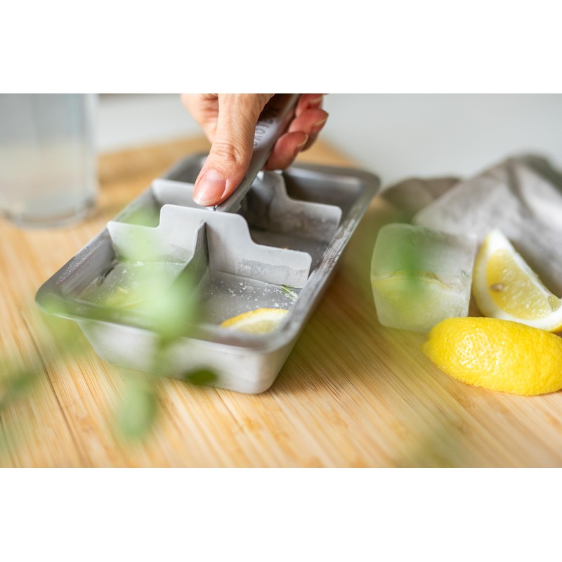ECO Brotbox Eco Ice Cuber Giant Plastic Free Ice Cube