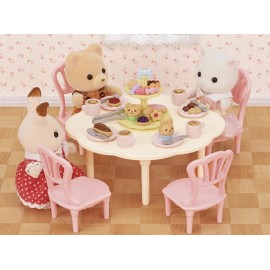 Sylvanian Families / Calico Critters Sweets Party Set