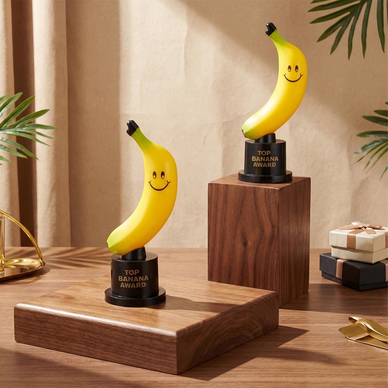 MTLEE 2 Pcs Small Award Trophy Top Banana Quacktastic Duck