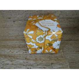 Lush Honey I Washer The Kids Gift set (95 Gr. Butter Ball B.B & 100 Gr.  Soap)