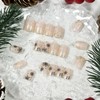 Uñas postizas cuadradas cortas con diseño de copos de nieve,