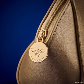 Catrice Wonder Woman Make-up Bag