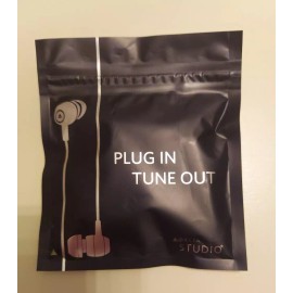DELTA AIRLINES STUDIO EARBUDS