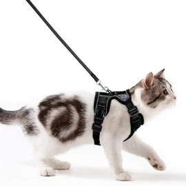 LATRAT Breathable Cat Chest Strap Cat Leash Reflective Cat Harness with Leash Also Suitable for Small Dogs (Black, XS)