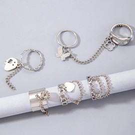 Wendalern Punk Chain Rings Set Ghost Butterfly Heart Charm Rings with Tassel Chain Stackable Link Chain Rings Vintage Open Knuckle Finger Rings Y2k Costume Jewelry for Women Girls