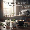 Set of 200 White Tulip-shaped Paper Liners, Features a Subtle