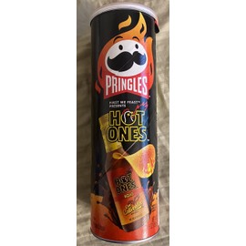 Pringles NEW RELEASE PRINGLES HOT ONES ROJO FLAVOR POTATO CRISPS CHIPS 5.5 OZ (158g) CAN