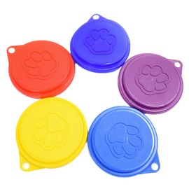 QIXIAMO Pet Food Can Lids - Plastic Can Covers for Dogs - Diameter 9cm (3.54in) - Random Color - Non-Toxic - Air Tight - 1 Pc