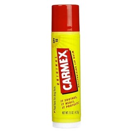Carmex Bálsamo labial hidratante con sabor a fresa SPF 15