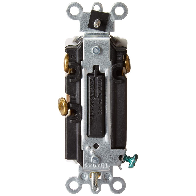 Leviton 3-Amp 24-Volt Decora Plus Rocker Double-Throw Ctr-Off Momentary Contact